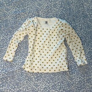 Adorable Long Sleeve Tee with Gold Heart Pattern